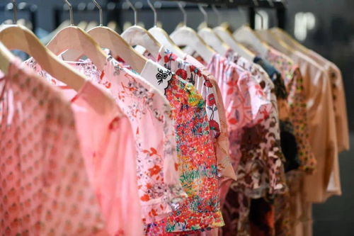 匠心鑄就優質產品，新漢派服裝從“新”出擊服裝服飾零售